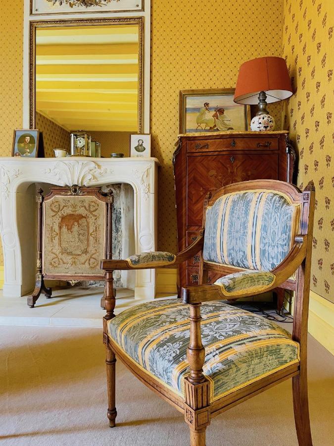 Le Petit-Pressigny Chateau De Re מראה חיצוני תמונה