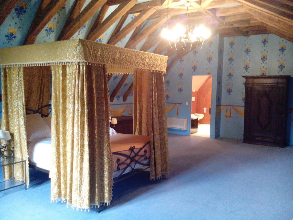Le Petit-Pressigny Chateau De Re מראה חיצוני תמונה