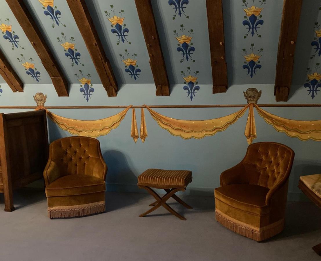 Le Petit-Pressigny Chateau De Re מראה חיצוני תמונה